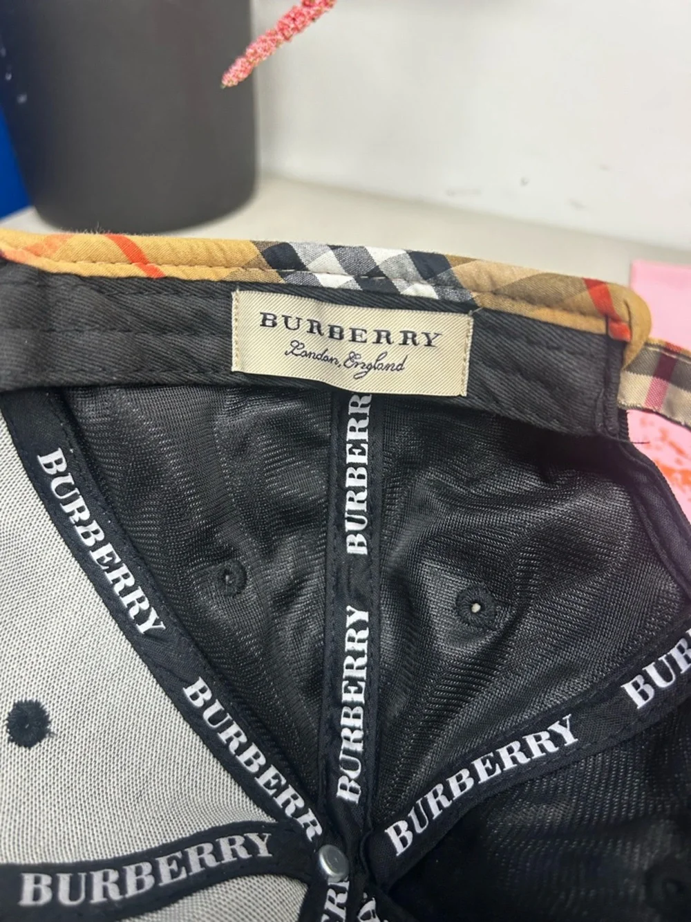Burberry London Logo Gabardine Baseball Cap - Picture 4 of 5